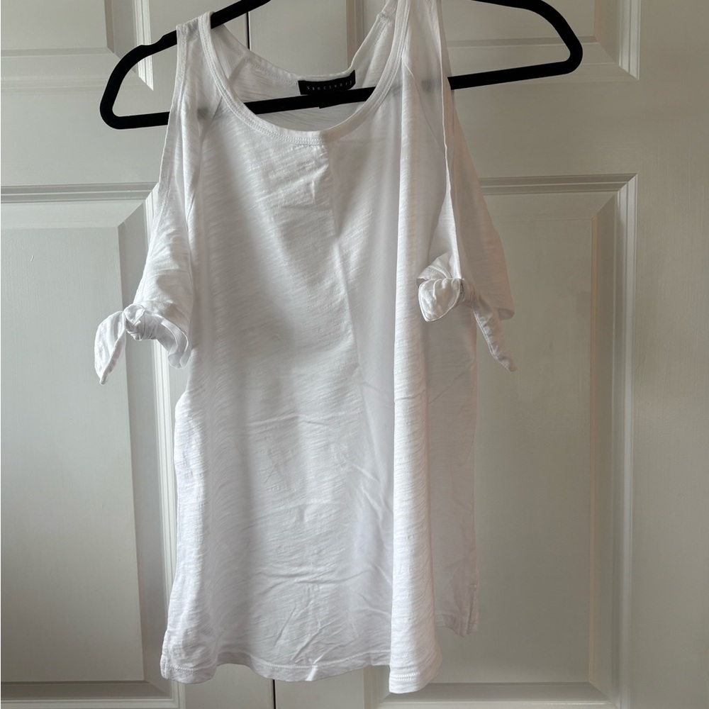 Sanctuary White Cold Shoulder Top